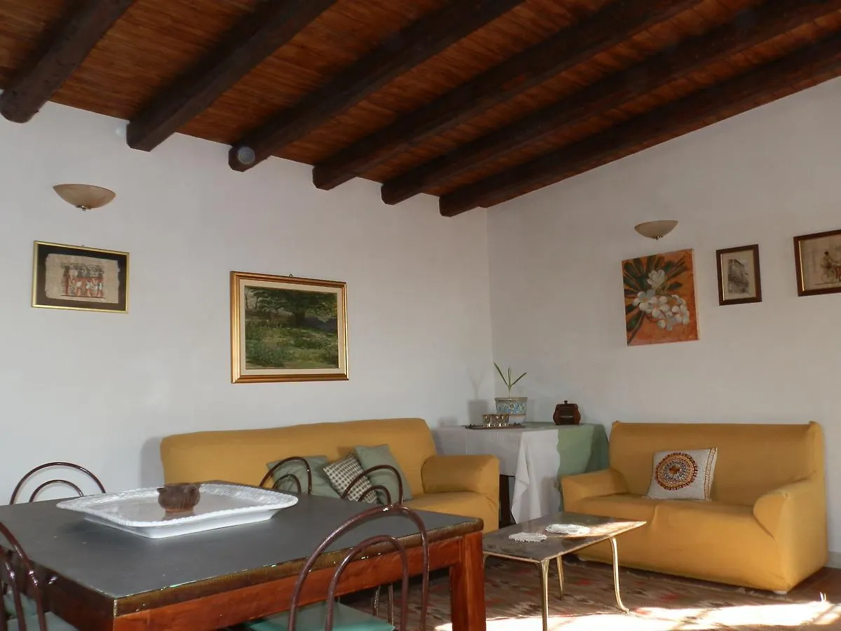 Casa vacanze Villa La Pietra Chiaramonte Gulfi