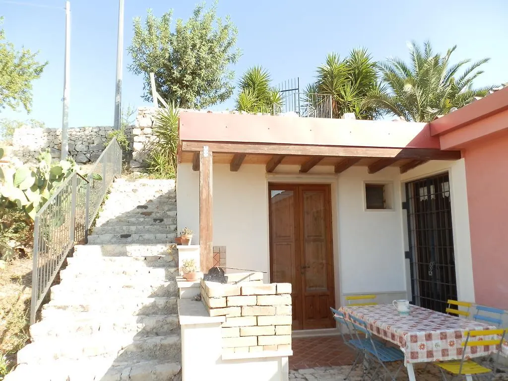 La Pietra Holiday home Chiaramonte Gulfi